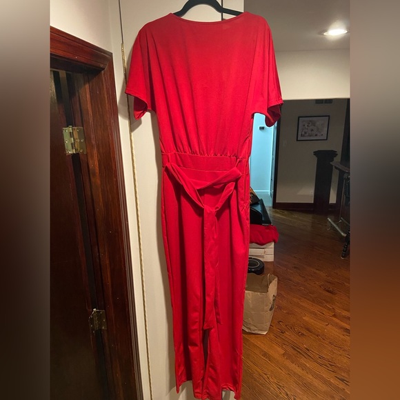 Red jumpsuit - Picture 4 of 5